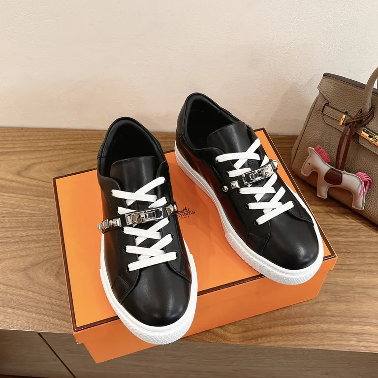 Hermes Shoe 